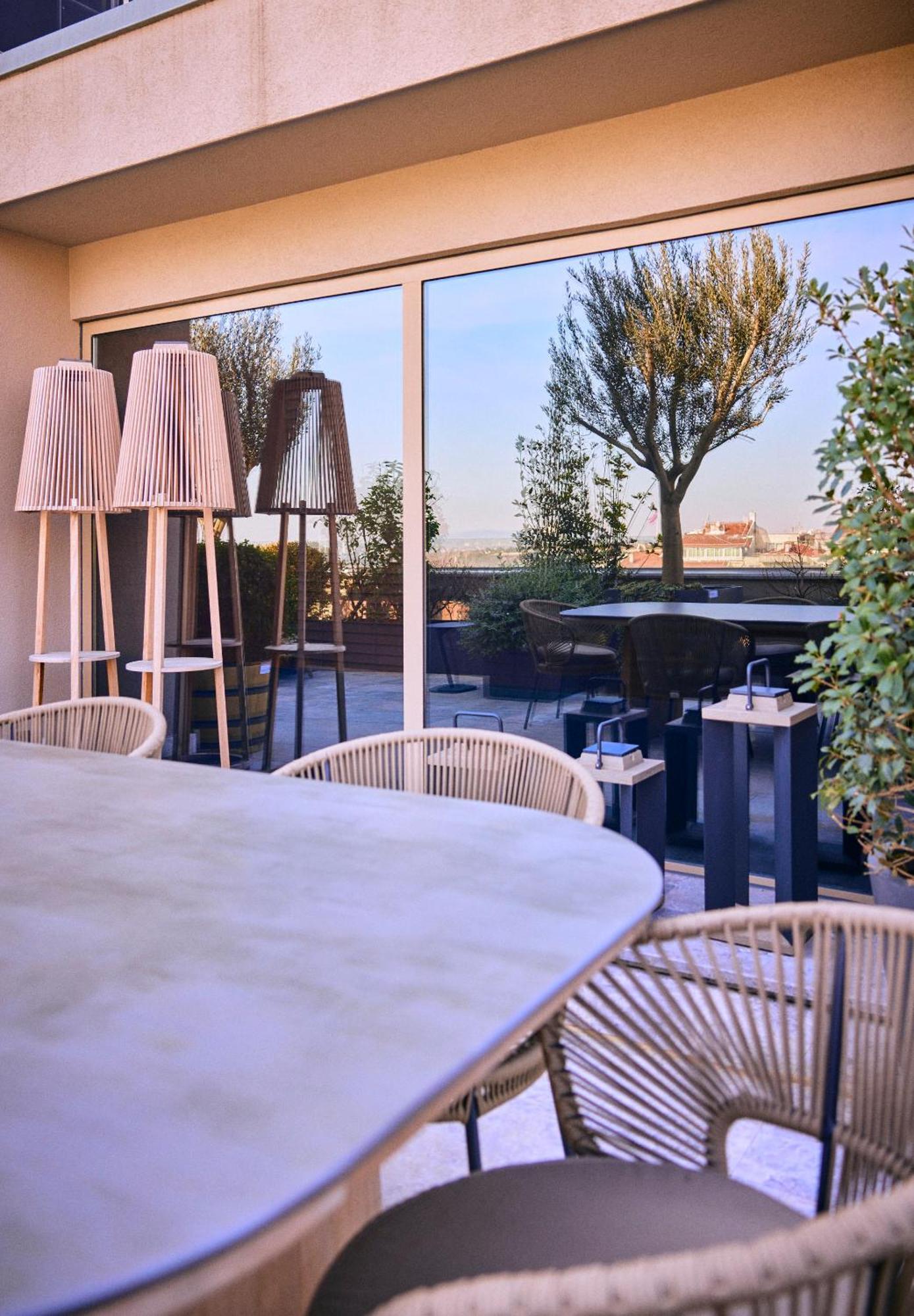 The Stay Boulevard Nisantasi Estambul Exterior foto Skyline Terrace