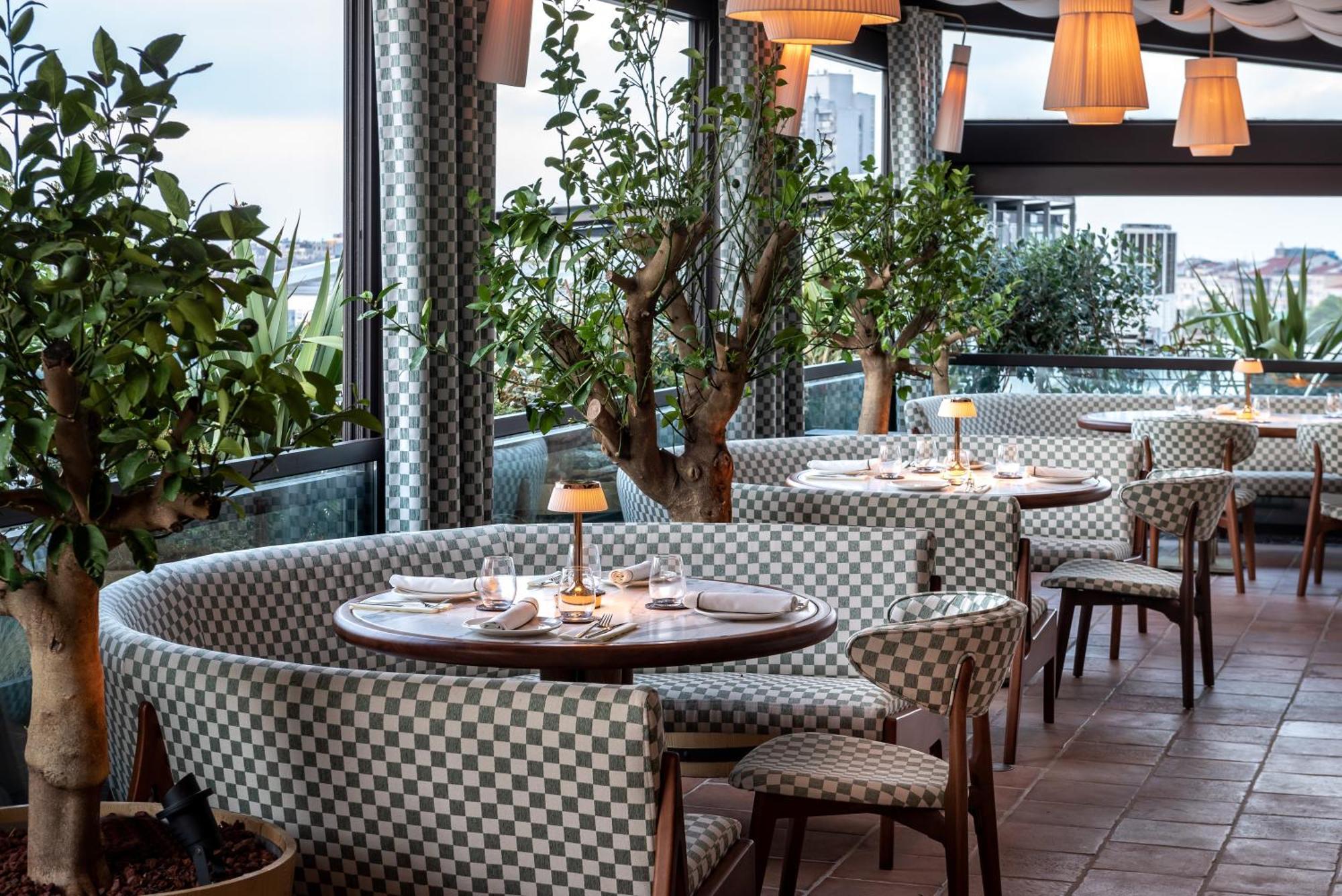 The Stay Boulevard Nisantasi Estambul Exterior foto The interior of the restaurant